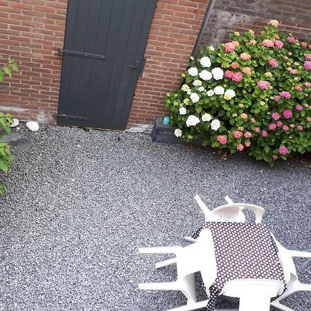 De Notenbalk Aan Zee Bed & Breakfast Vlissingen Bagian luar foto