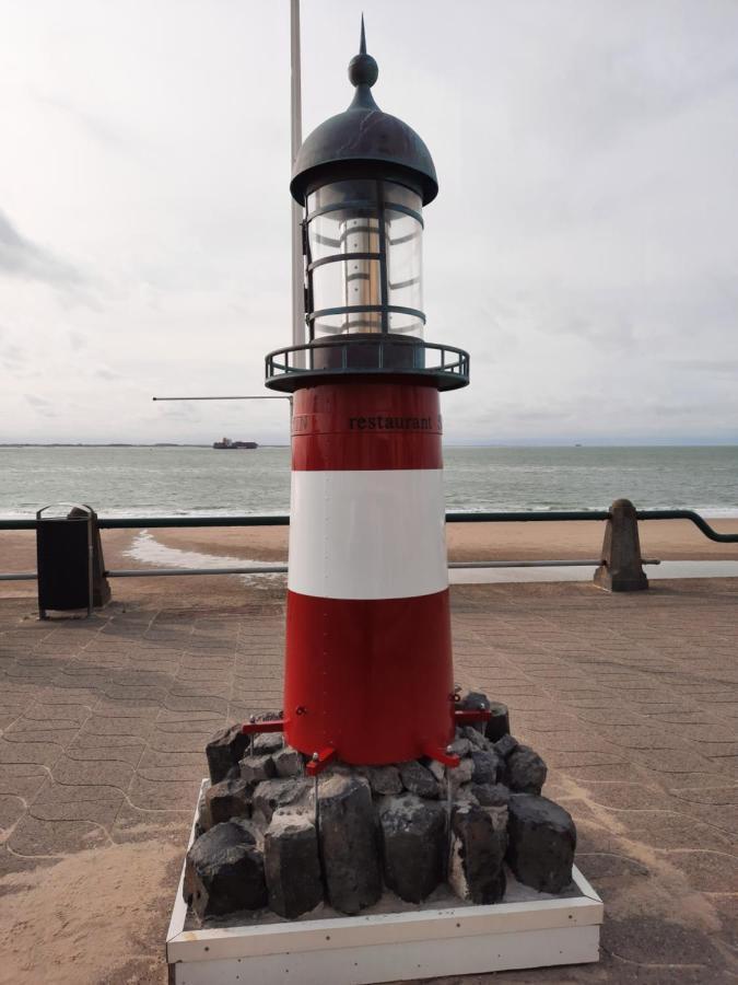 De Notenbalk Aan Zee Bed & Breakfast Vlissingen Bagian luar foto